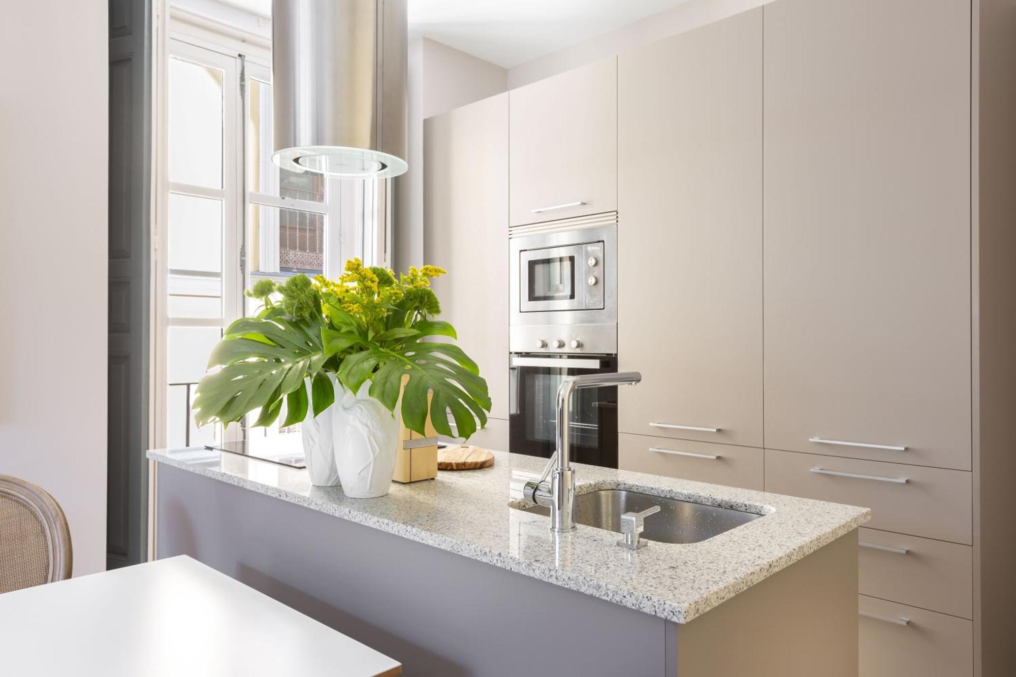 Precioso Apt En La Plaza De La Paja Latina Madrid Extérieur photo