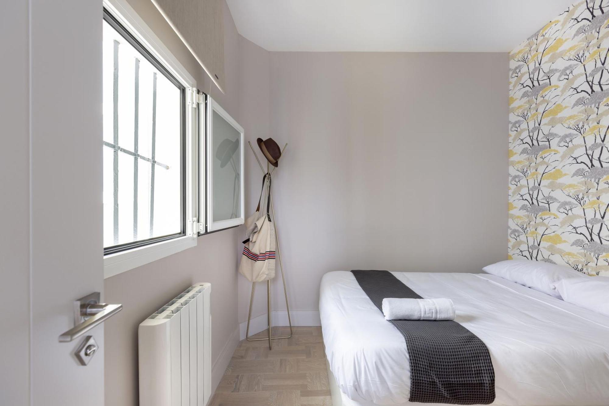 Precioso Apt En La Plaza De La Paja Latina Madrid Extérieur photo
